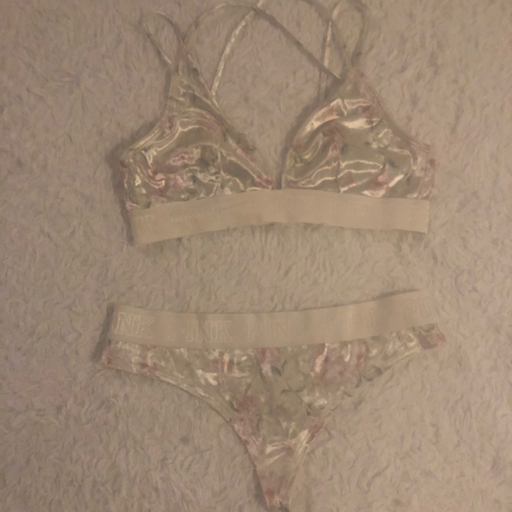 🛑 SOLD 🛑 - Picture 2 of 6